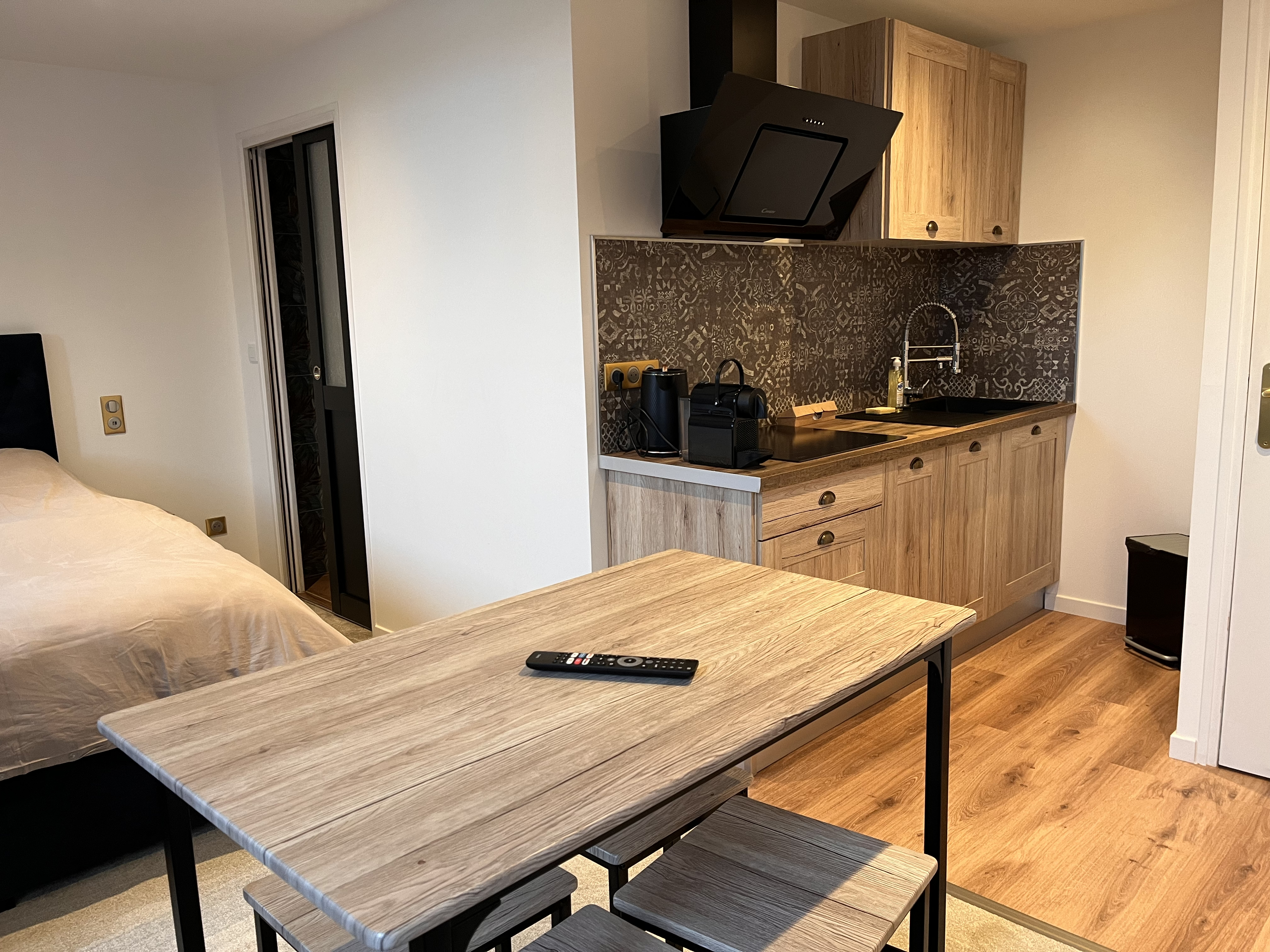 Hôtel après - cuisine